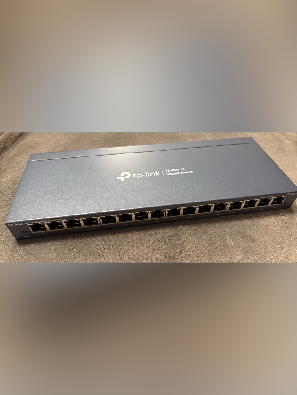 tp-link 16 port TL-SG116 Gigabit internet switch